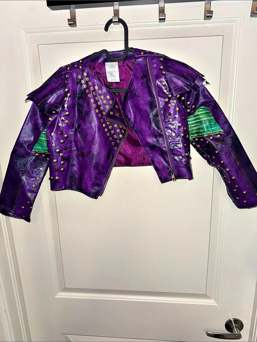Disney Descendants Mal Costume Moto Jacket Purple & Green
Size 7/8